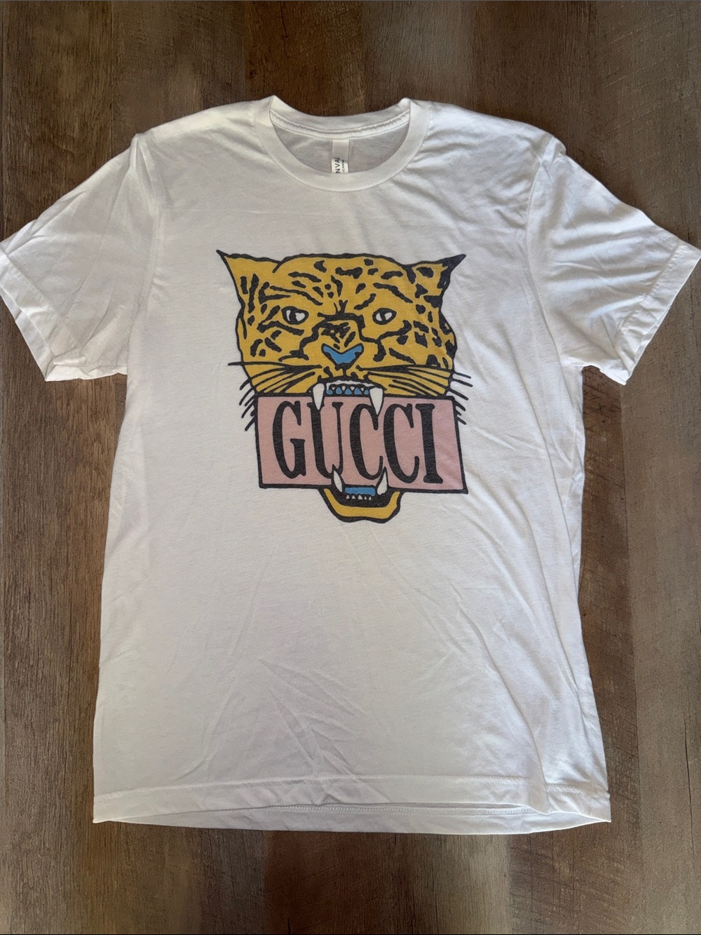 Gucci Graphic White Tee with Yellow Leopard and Pink Logo Medium